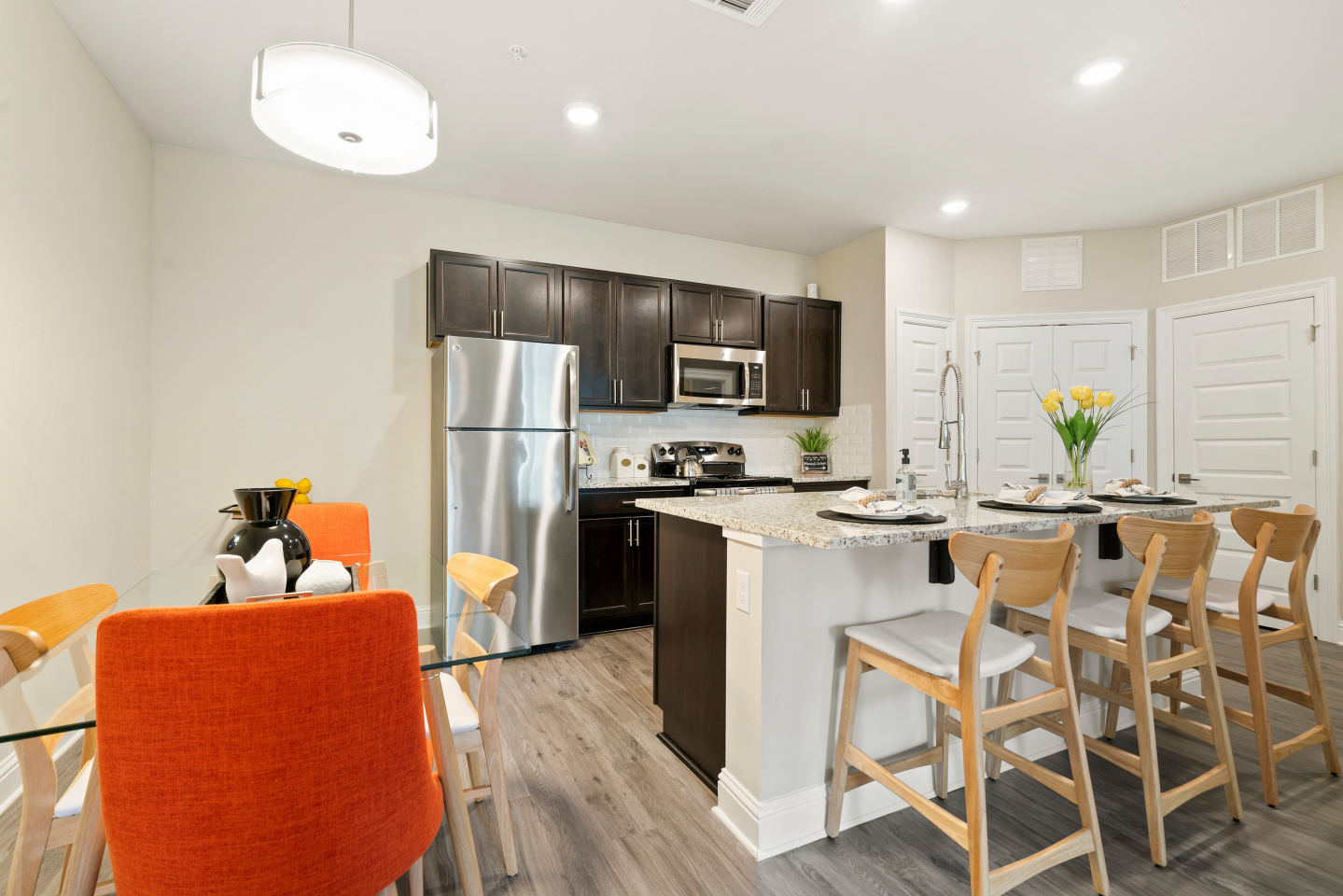 The Heights Luxury Apartments Image 32