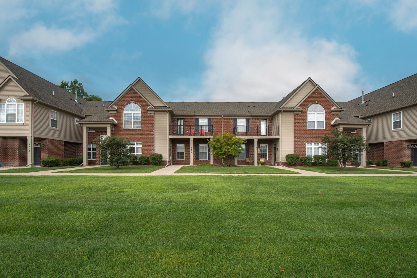Legends Rosewood Village Image 3