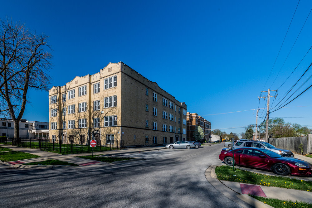 404 School ST Image 2