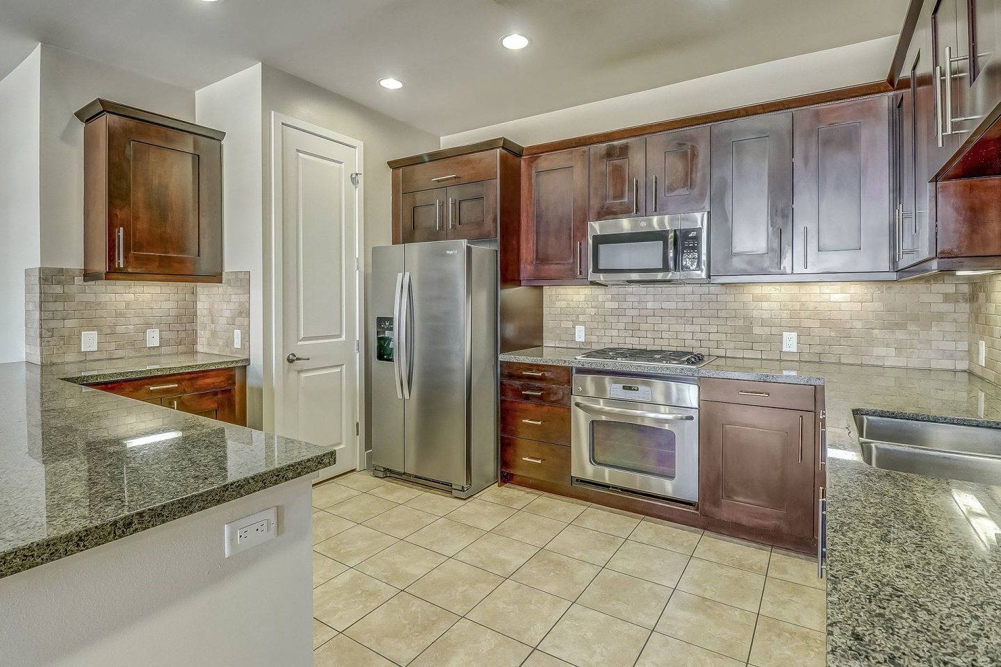 Axis 2300 Image 81