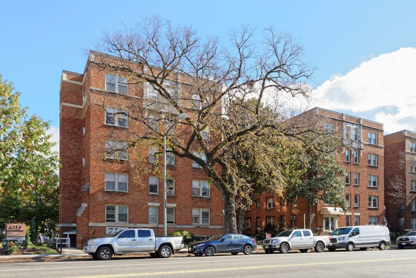 4115 Wisconsin Image 11