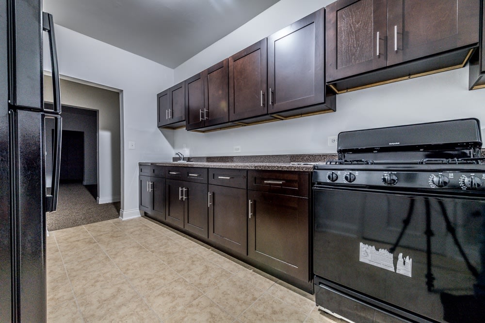 Commons - 5046 S Champlain Image 1