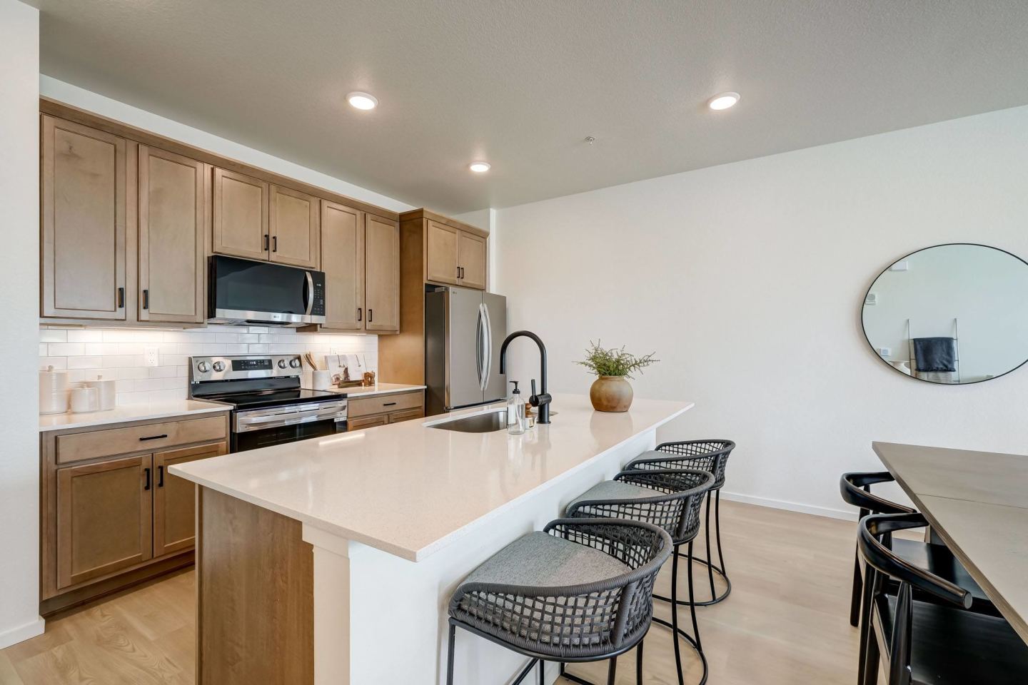 Bloom Rental Living Image 12