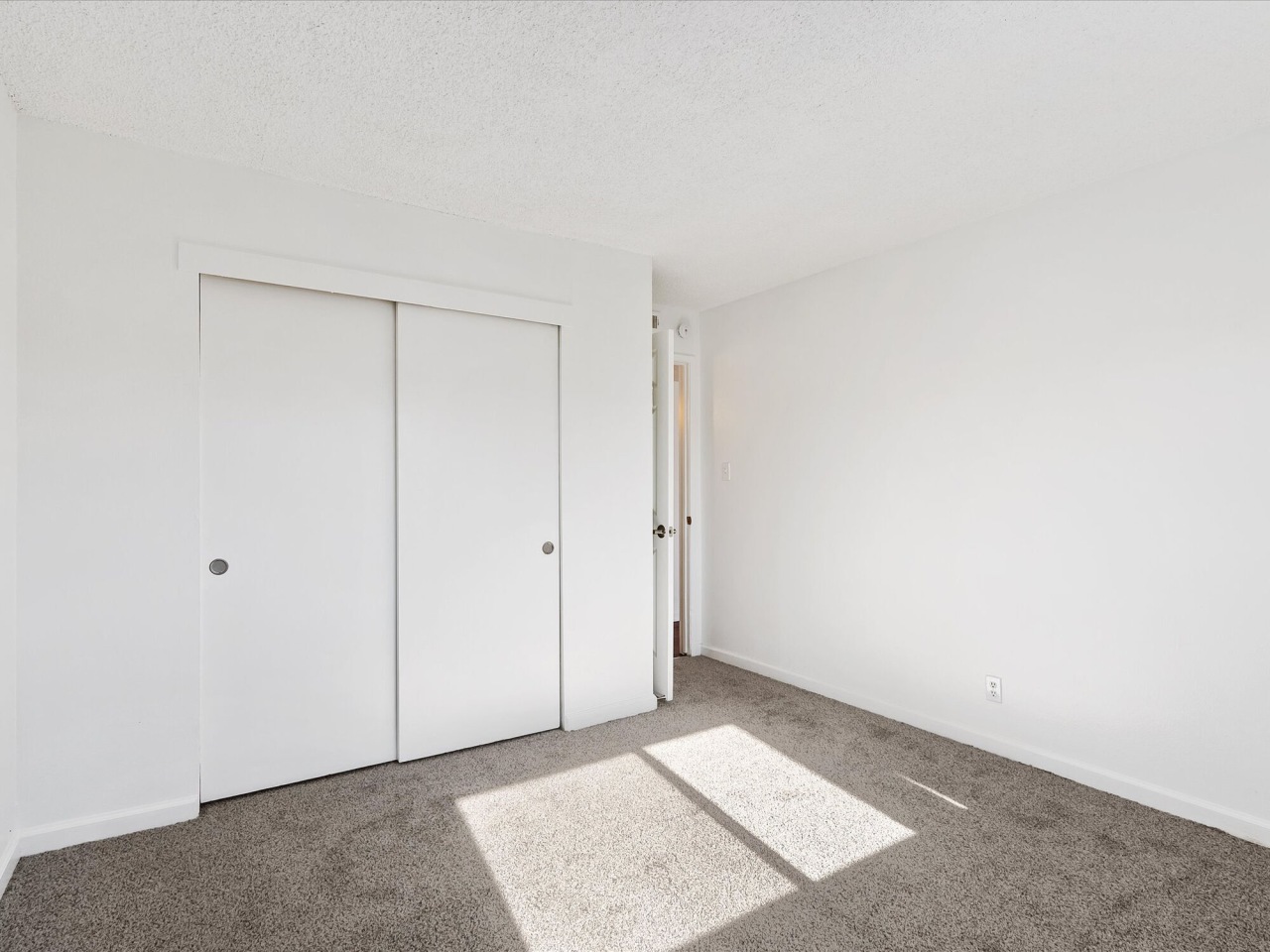 Park on Virginia Apartments Image 6
