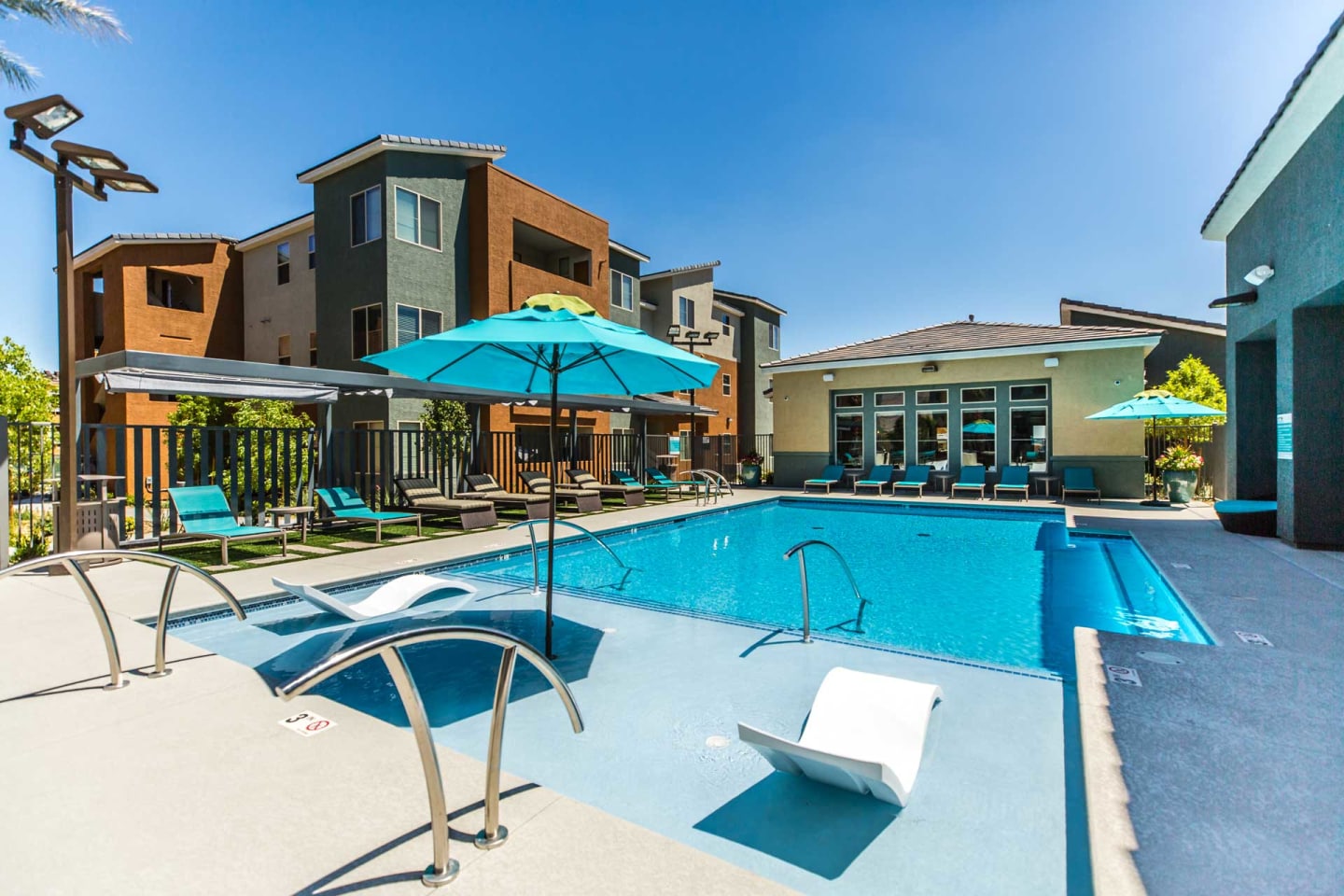 Solana Image 14