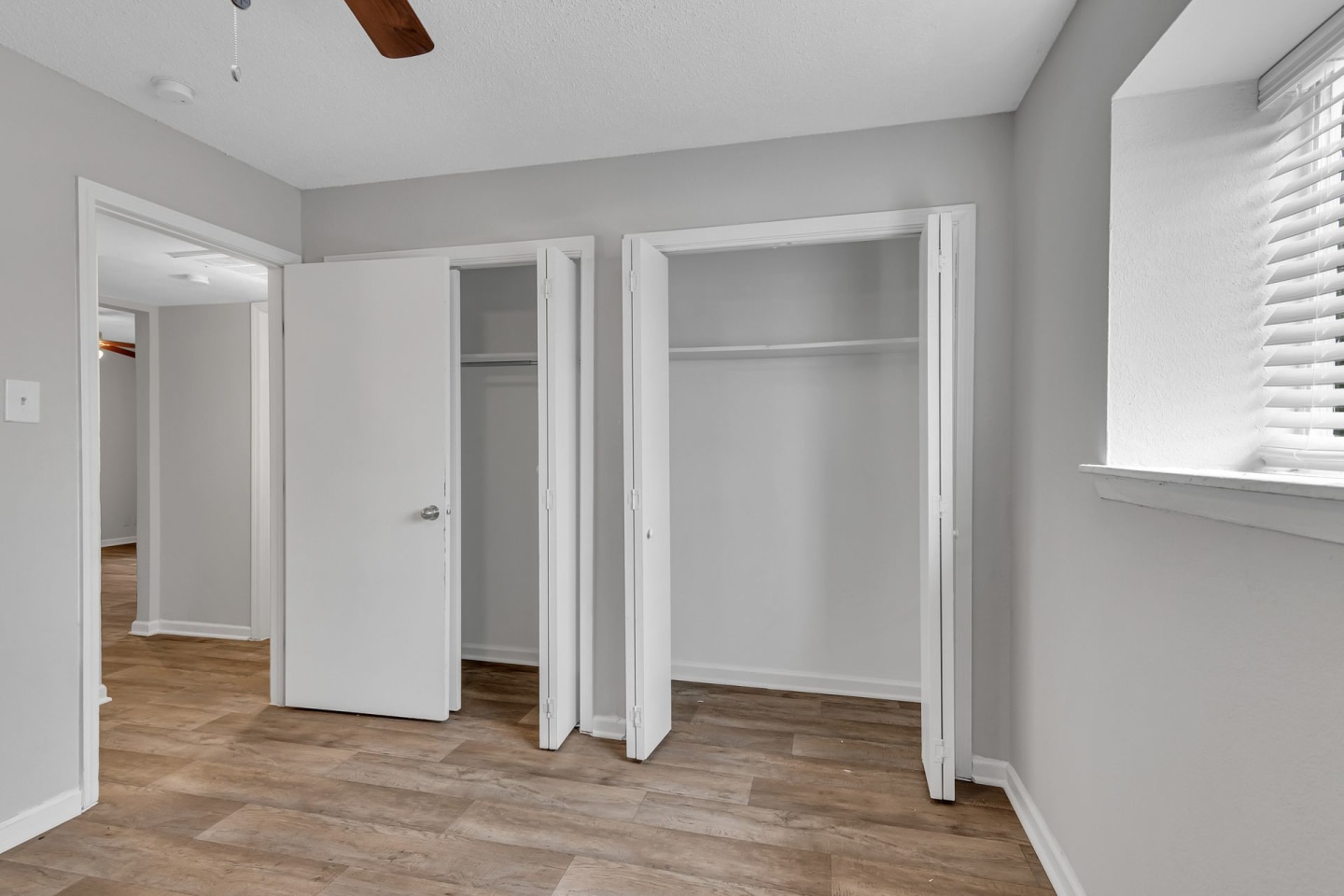 Glen Oaks Apartments Image 26
