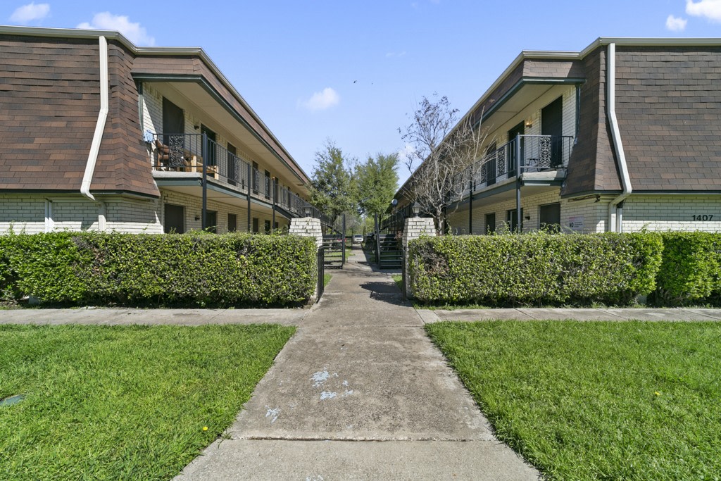 Belleview Apartments Image 6
