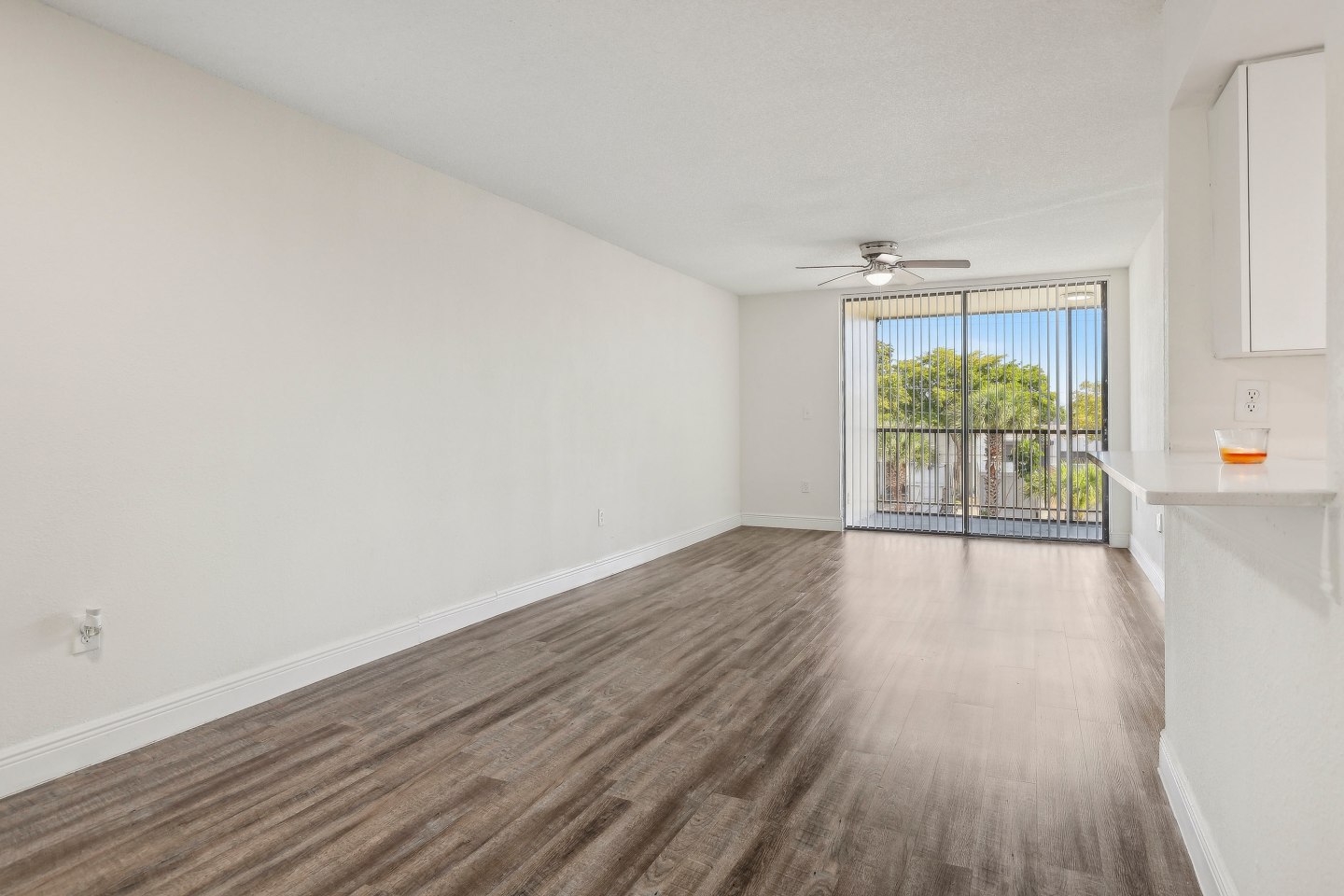 Aventura Harbor Apartments Image 38
