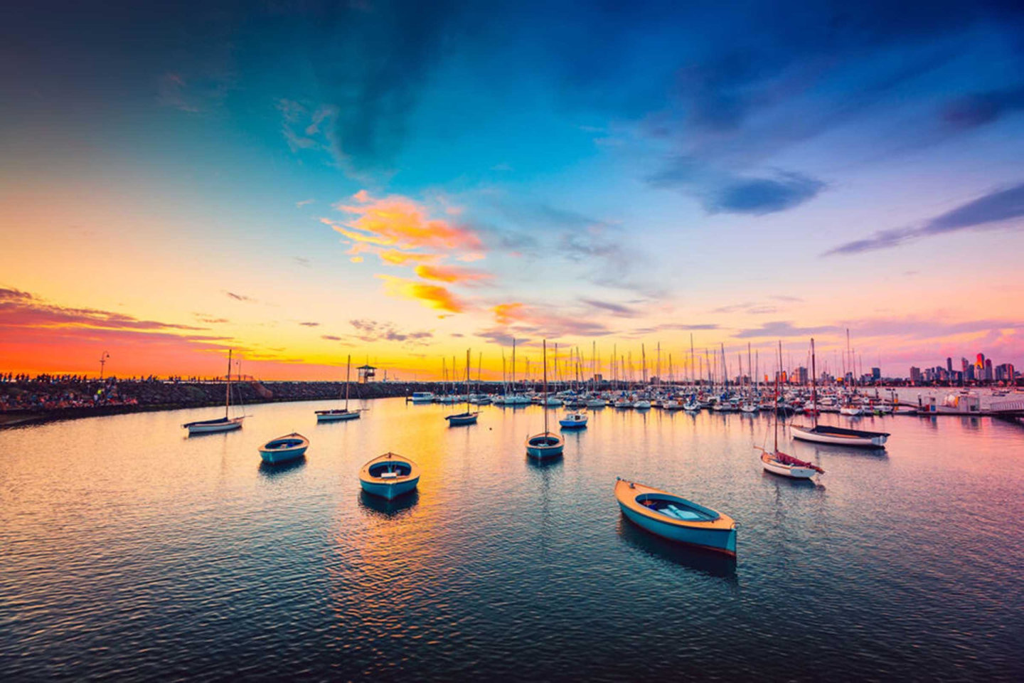 Yacht Harbor Club Image 16