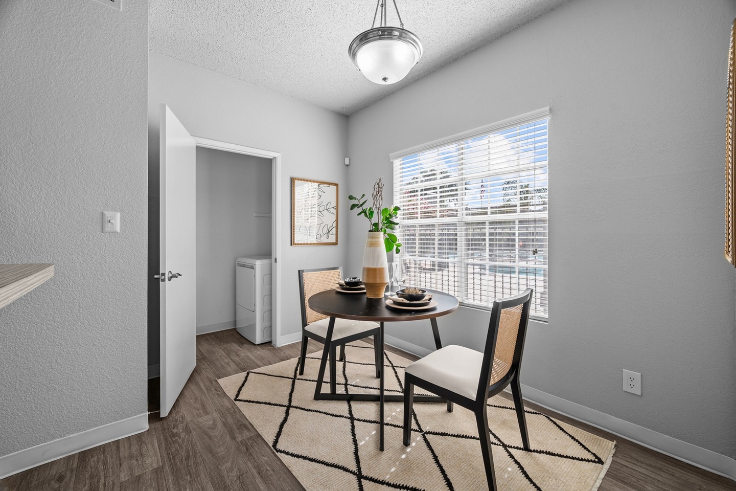 Greentree Place Image 6