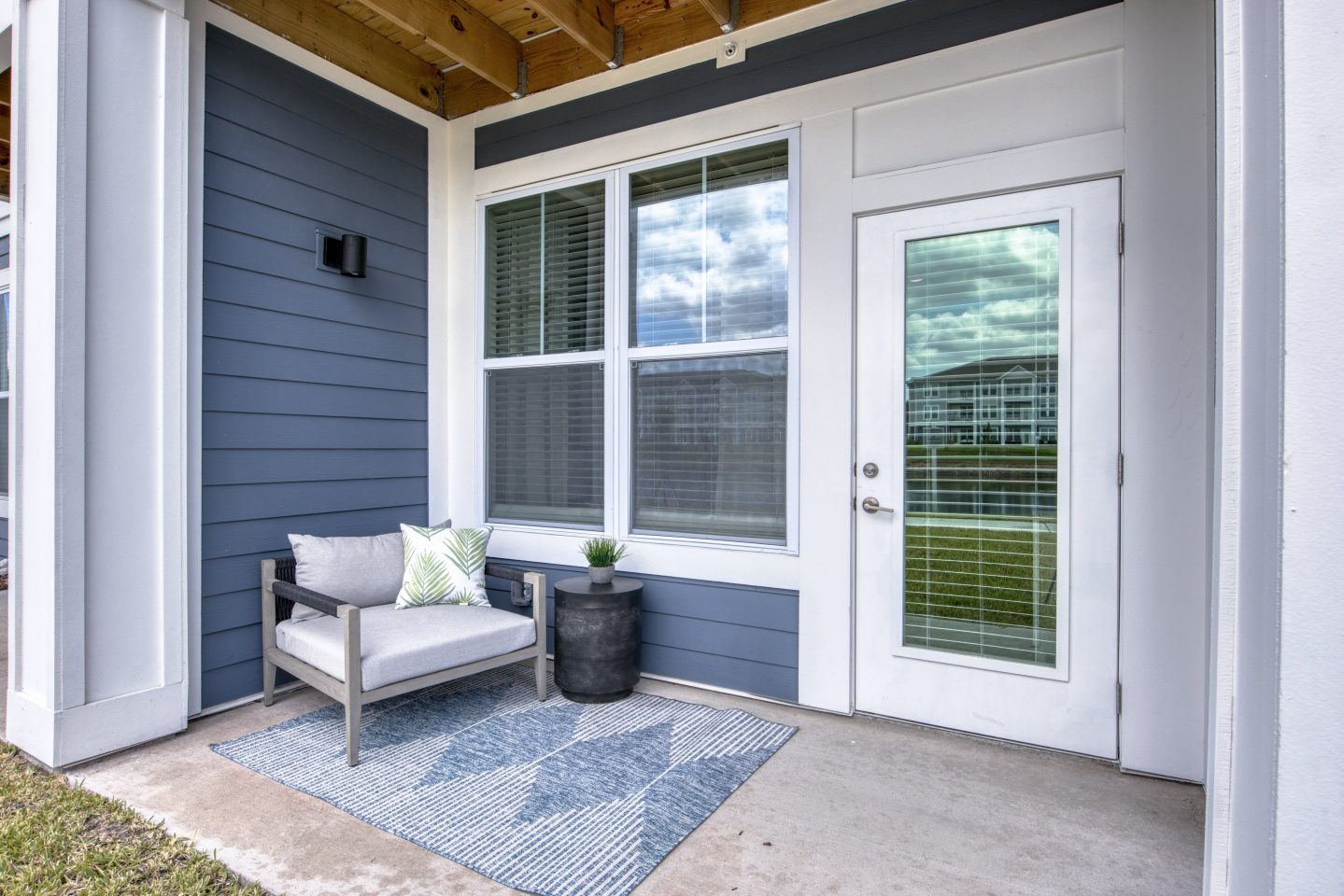 Pointe at Palm Bay Image 7