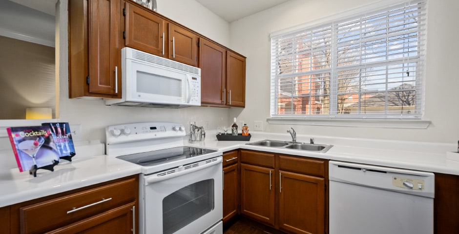 The Lanesborough Apartments Image 10