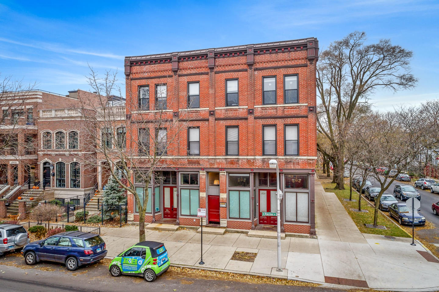 2954 North Racine Ave. Apt. Image 1