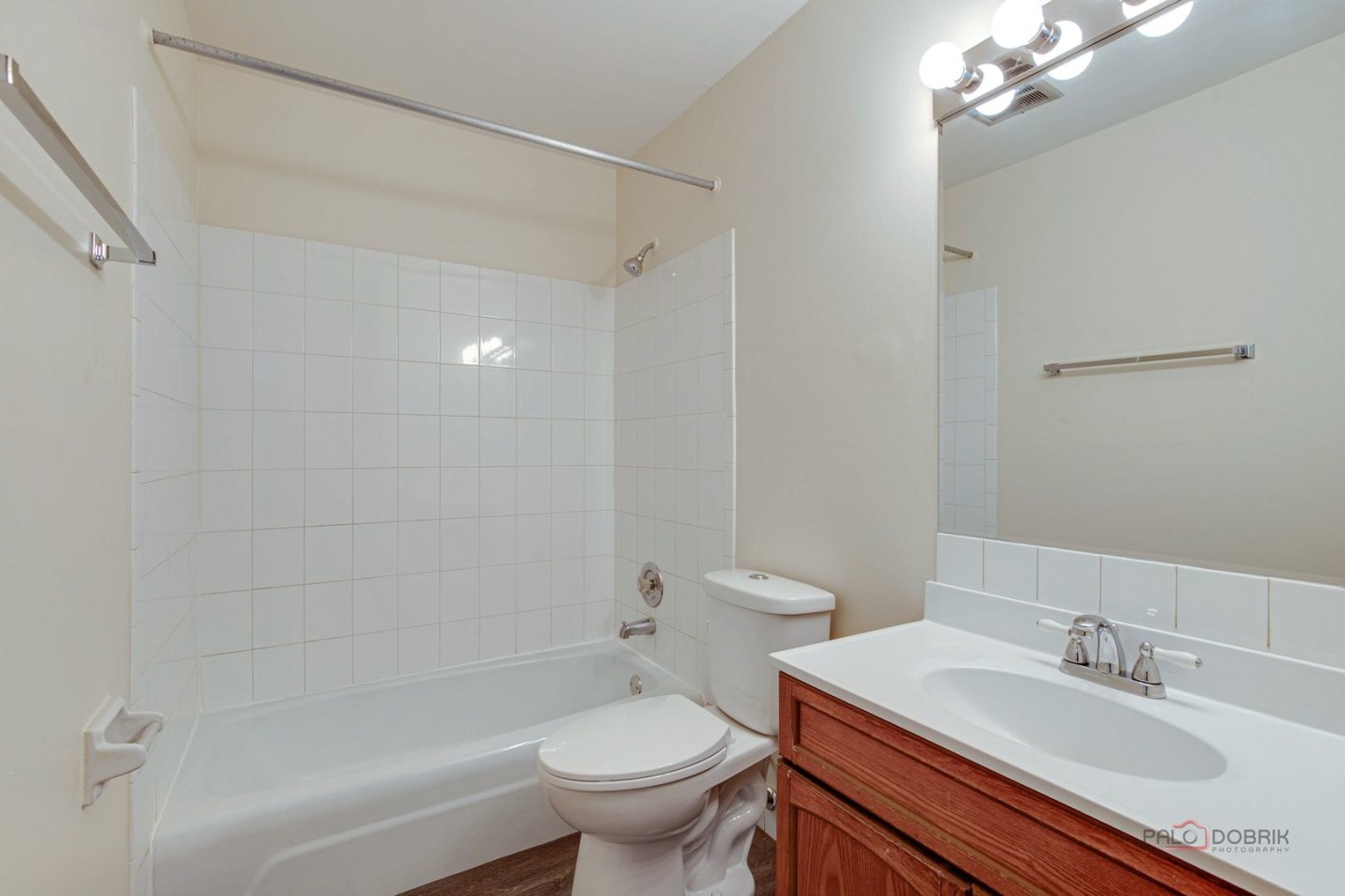 Woodlands Apartment Homes Image 1
