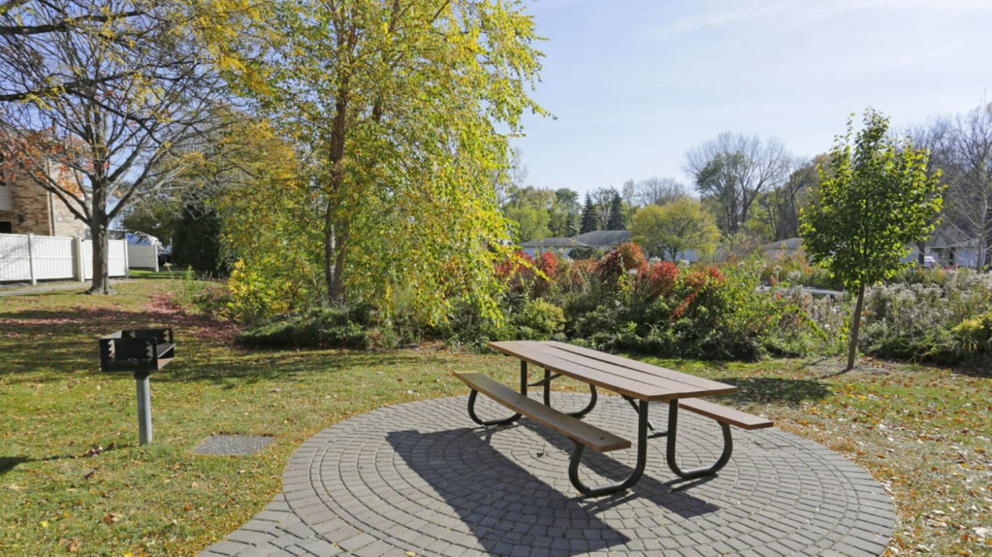 Auburn Townhomes Image 30