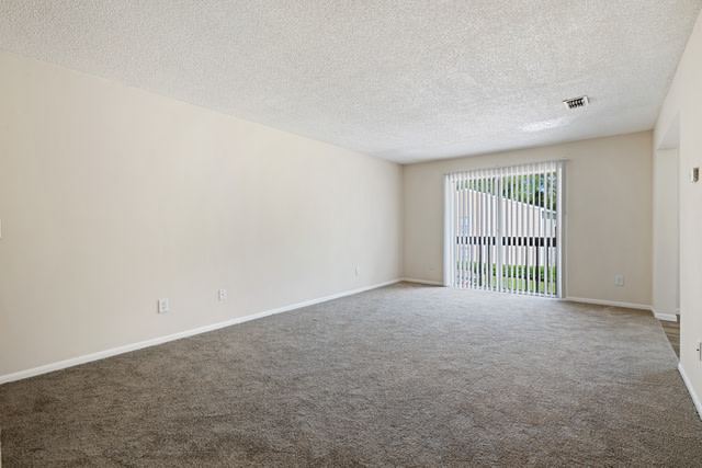 The Retreat at Hidden Bay Apartment Homes Image 15