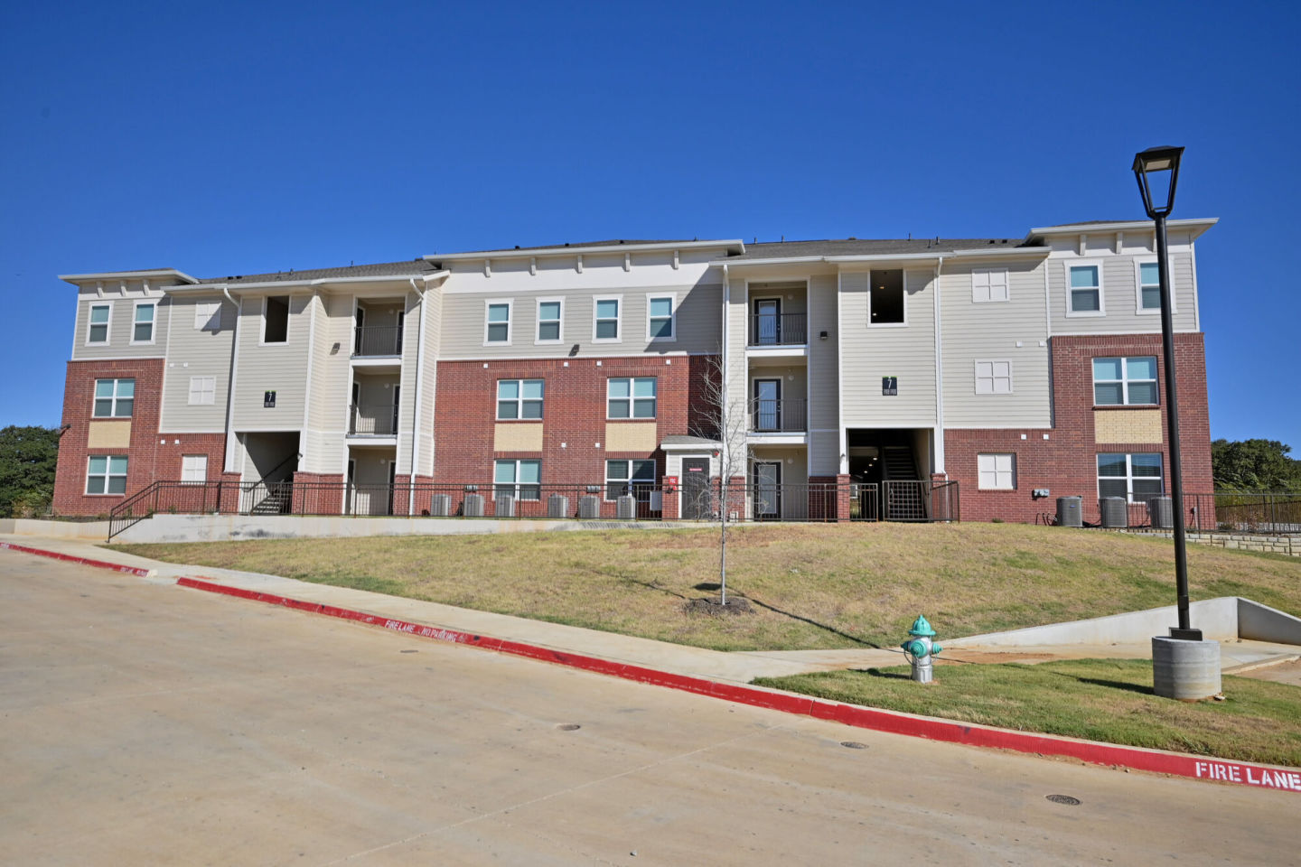 EMLI at Pecan Creek - Affordable Housing Image 9