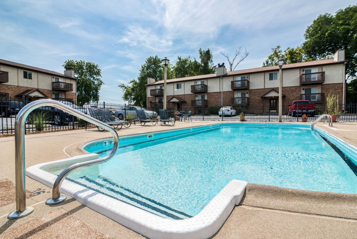 Lake Christine Village Apartments Image 2