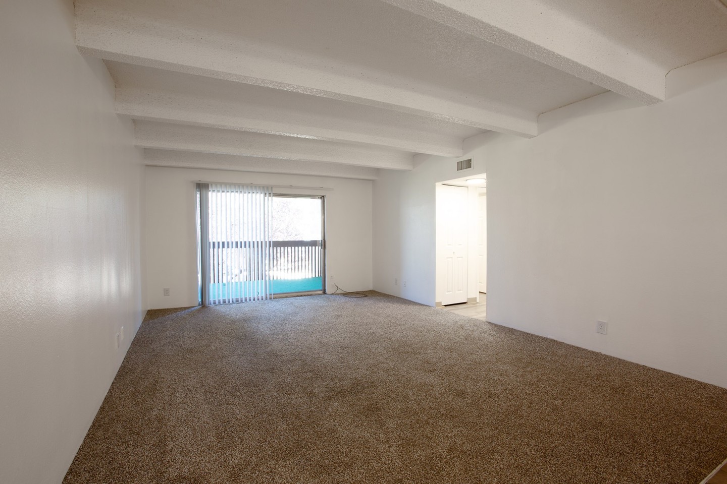 Los Altos Towers Image 32