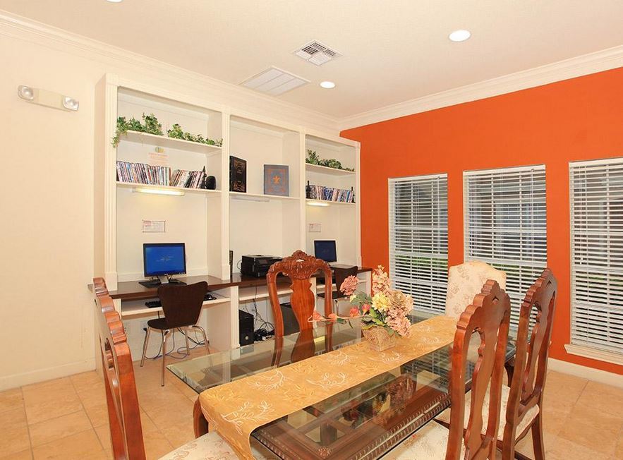 Reata Apartments Image 15