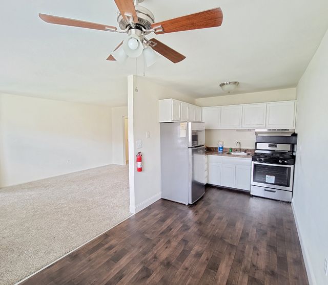 Whitehall Apartments Image 1