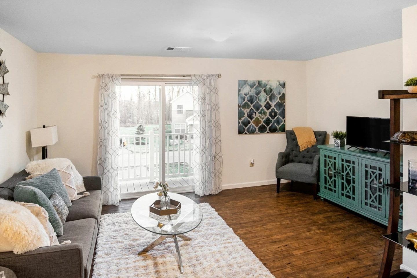 Deerfield Place Image 5