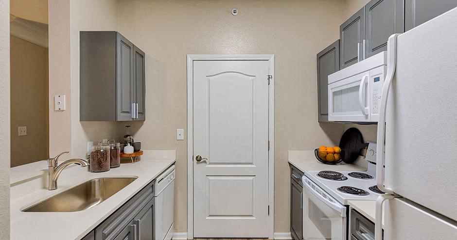 Summit Ridge Apartments Image 3