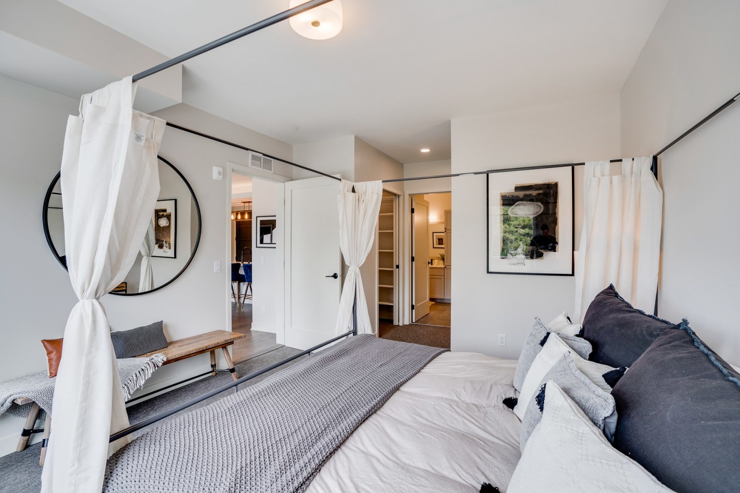 The Lorient Apartments Image 19