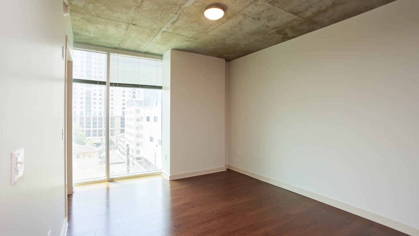Skyhouse South Image 10