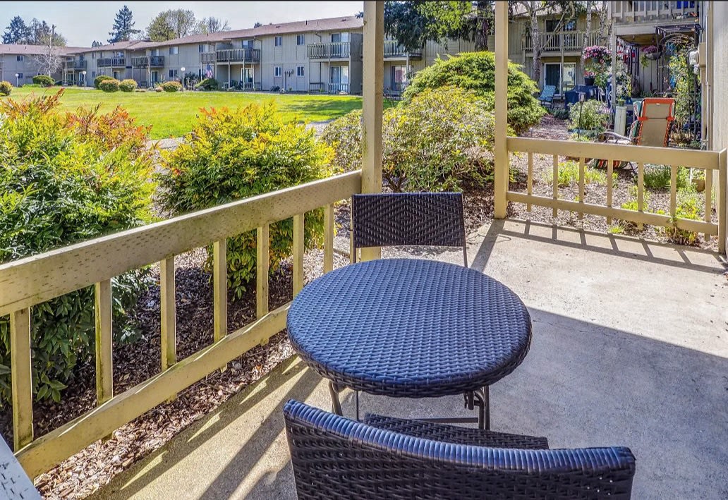 Gateway Village Image 22