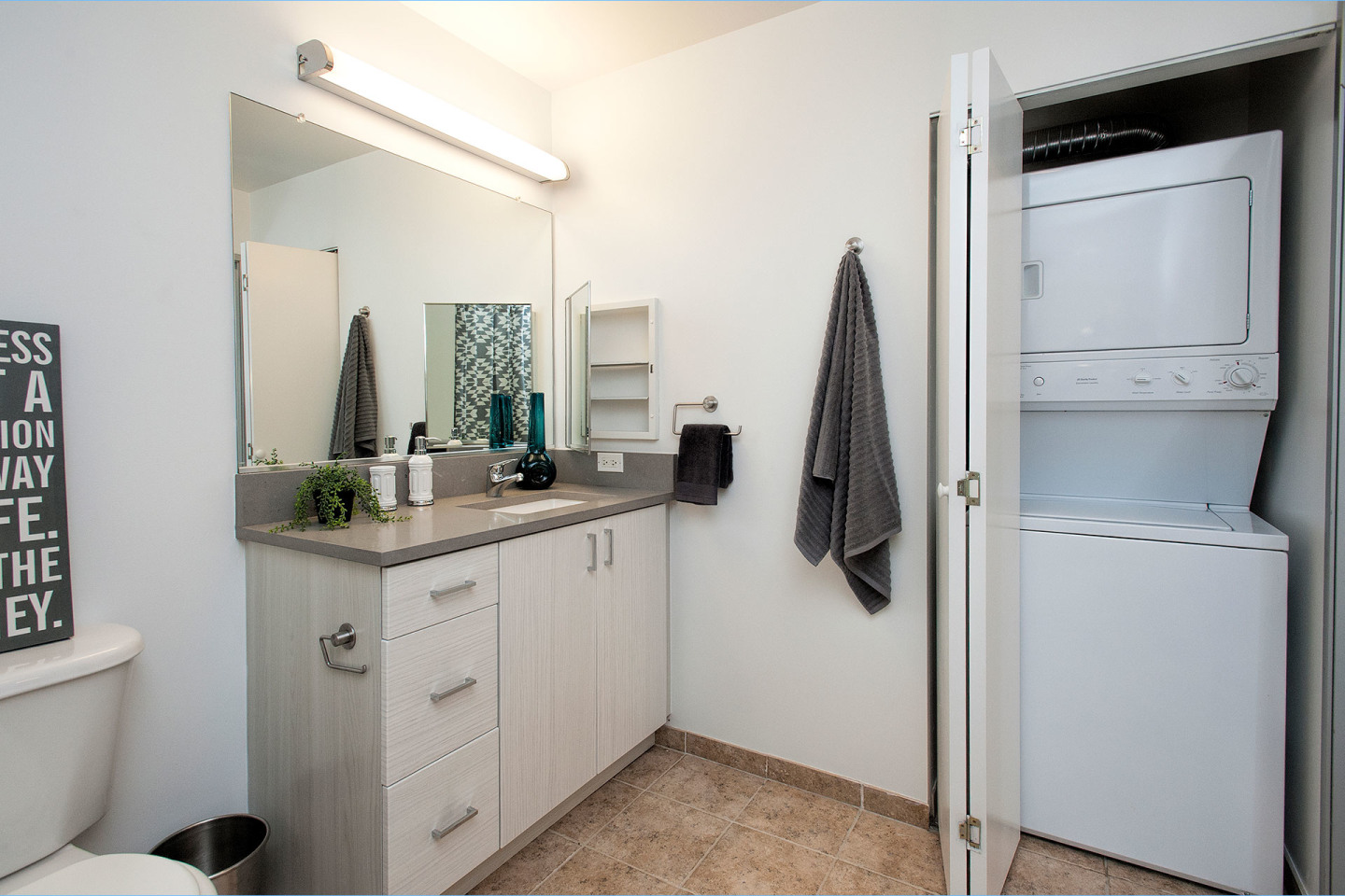 800 J Lofts Image 17