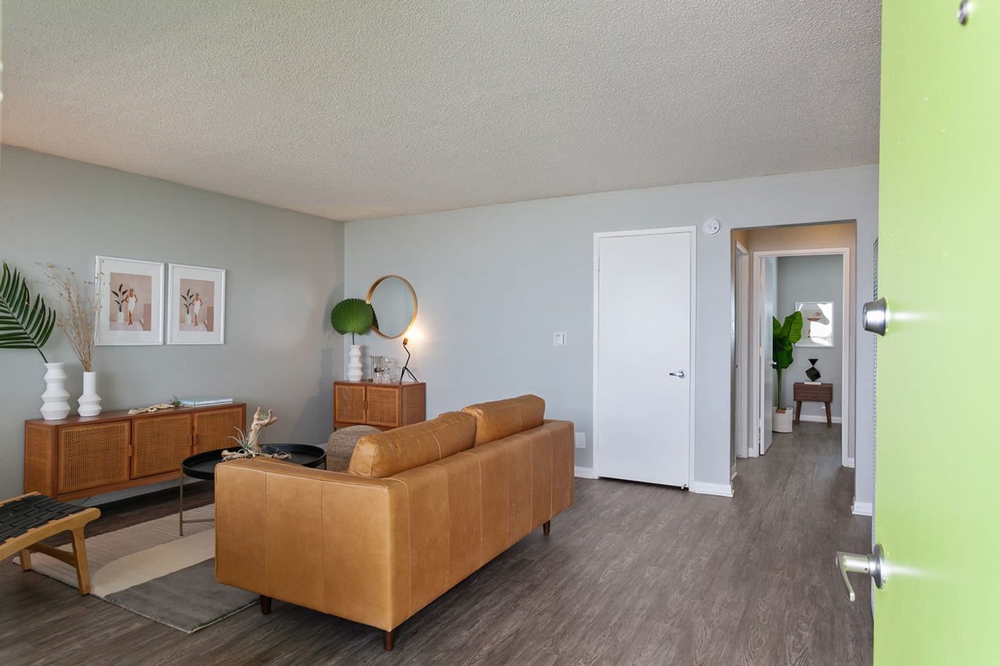 The Circle Apartments at Long Beach Image 33