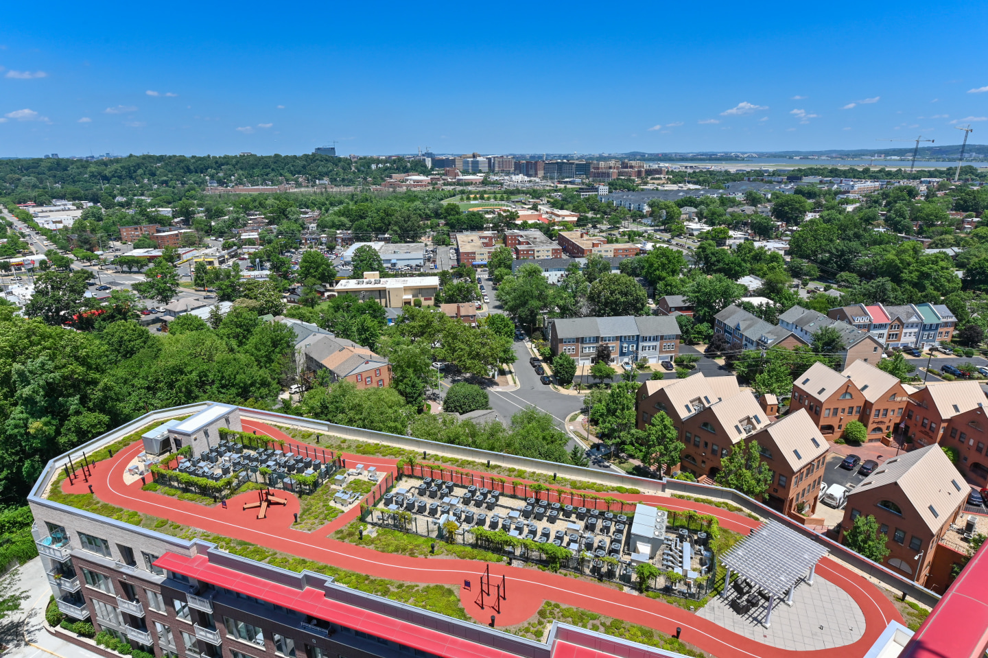 DelRay Tower Image 15