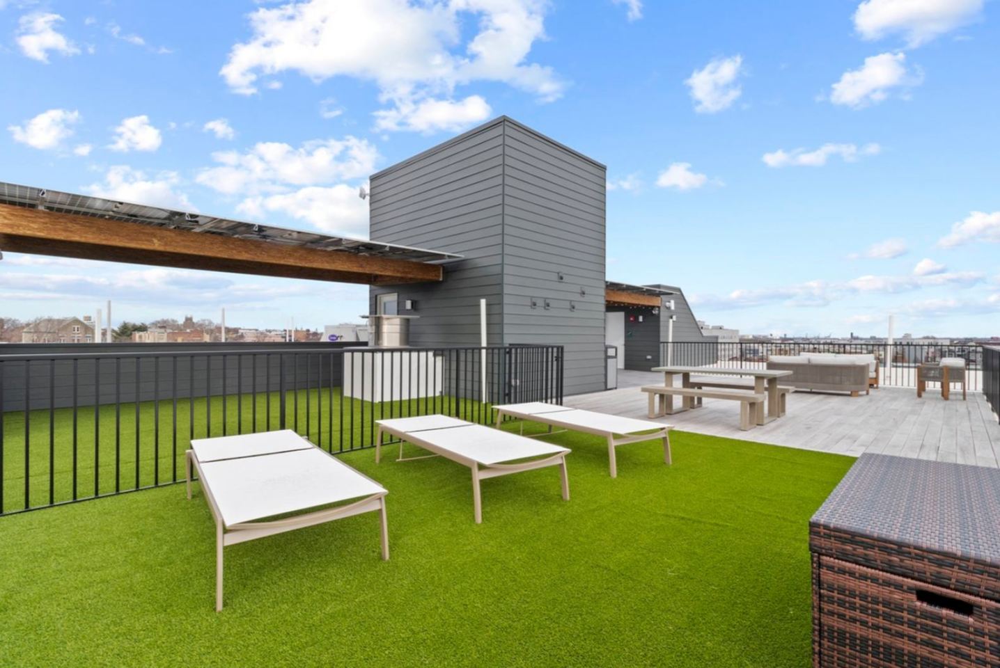171 W Berks Image 16