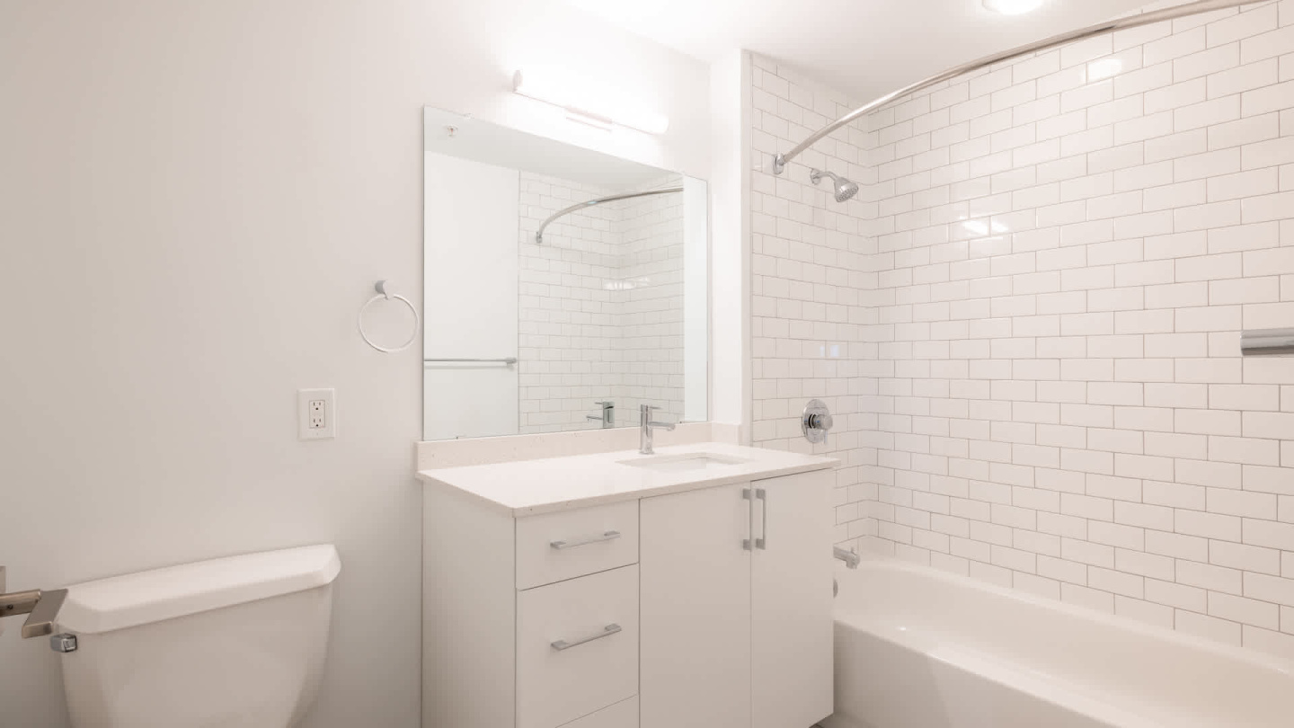 Rosecliff Image 18