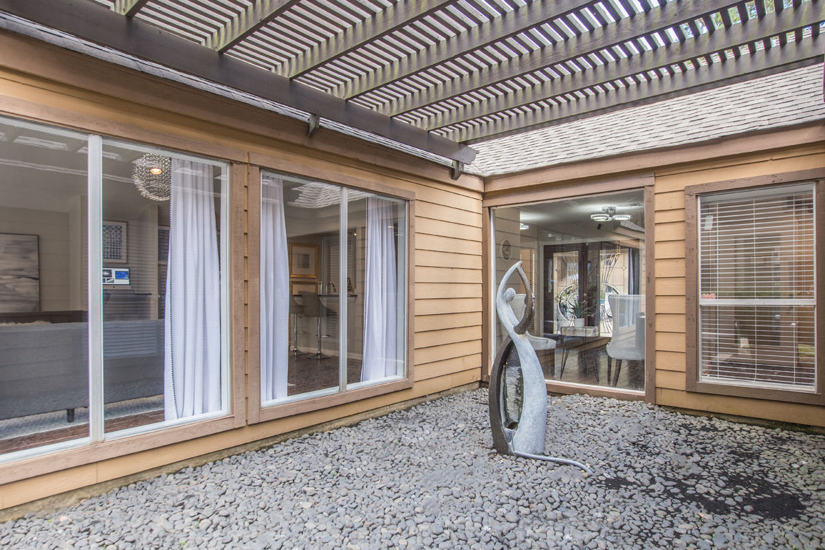 Elm Grove Image 28