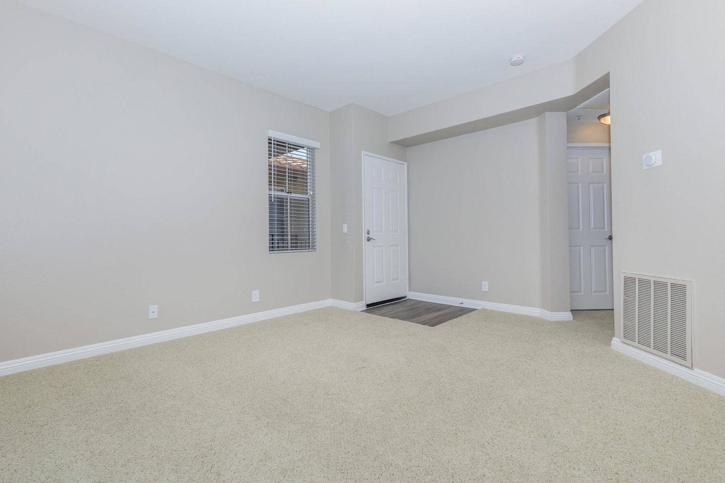 Villas Antonio Apartment Homes Image 43