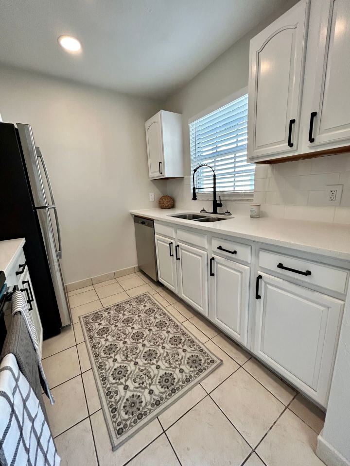 The Leland Apartments Image 11