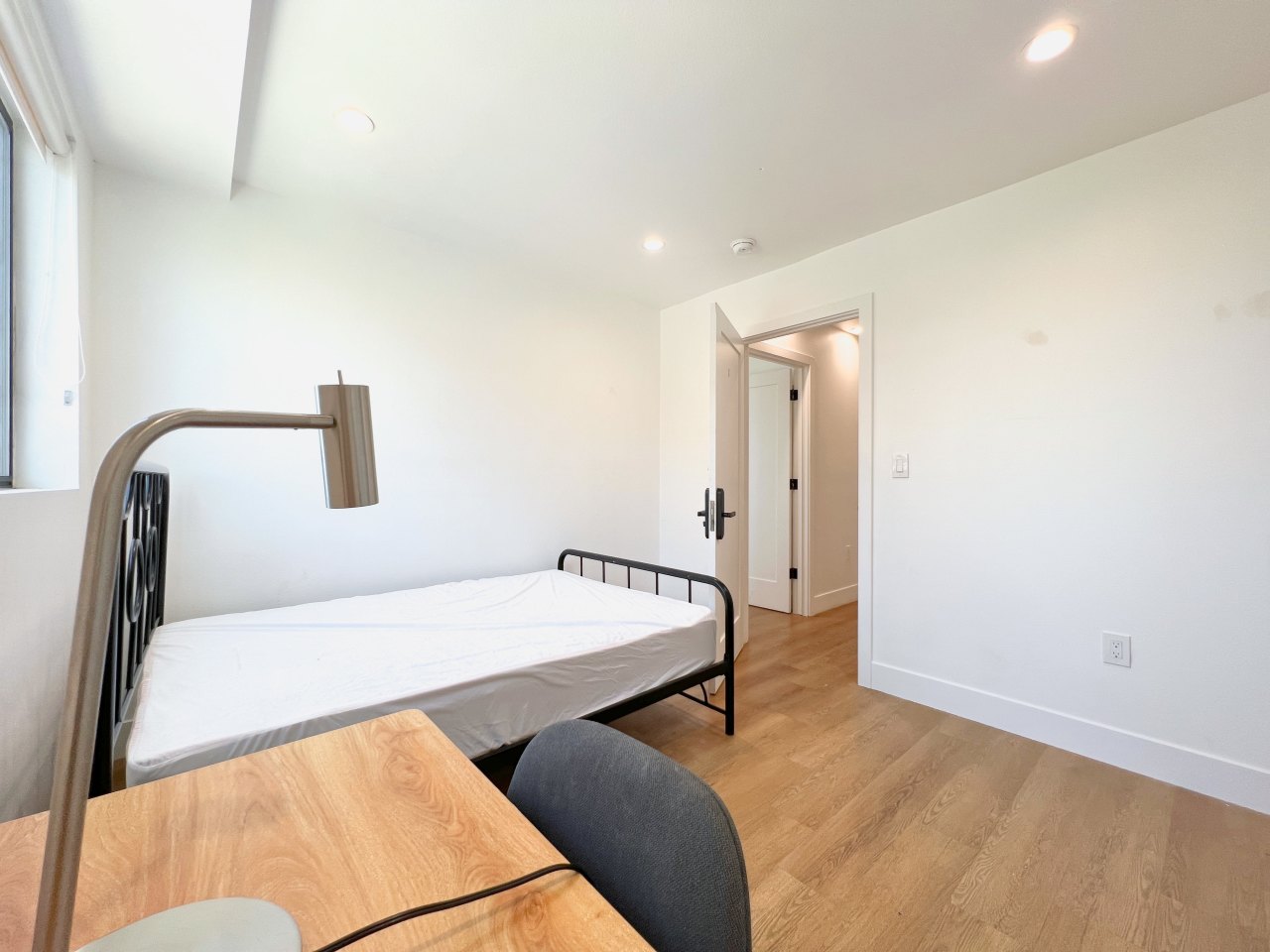 3100 S Normandie Avenue - Co-Living Image 14