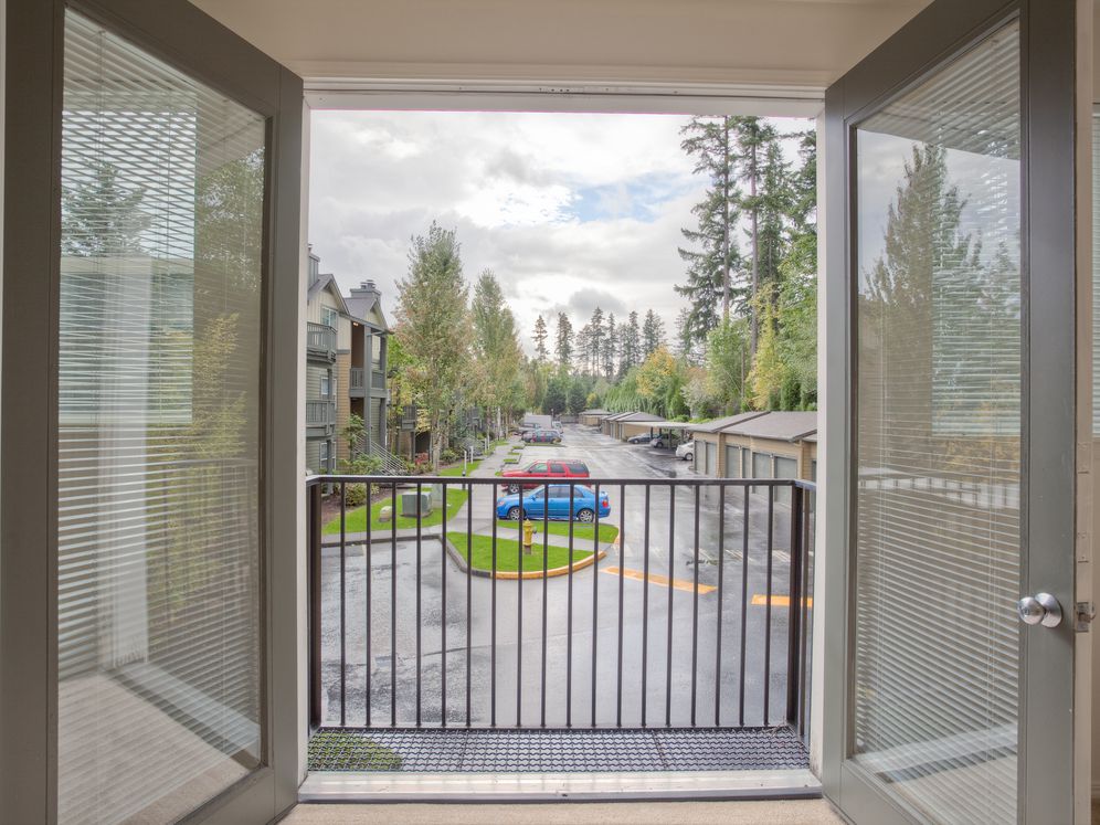 Avalon at Bear Creek Image 9