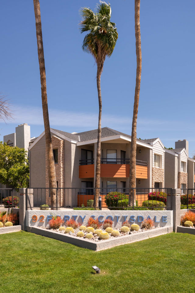 92Forty Scottsdale Image 2
