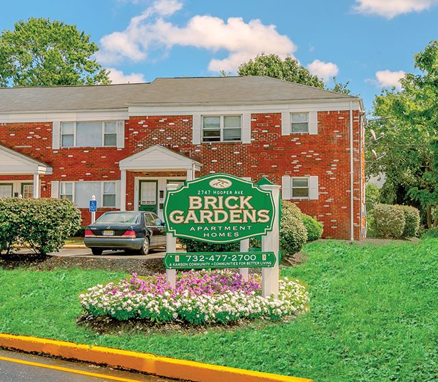 Brick Gardens Image 4