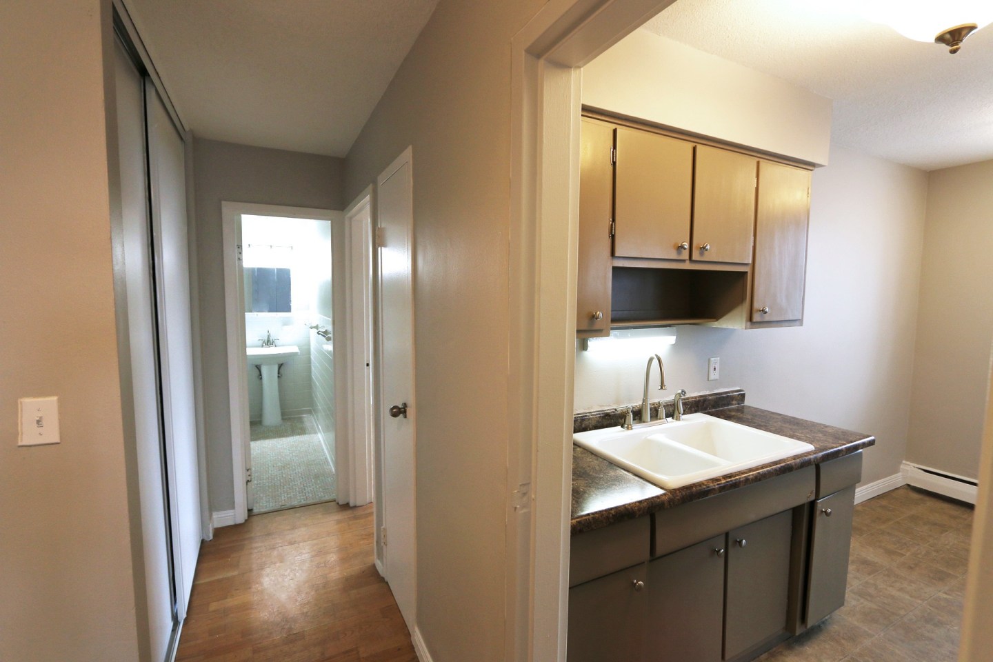 214 Place Apartments Image 35