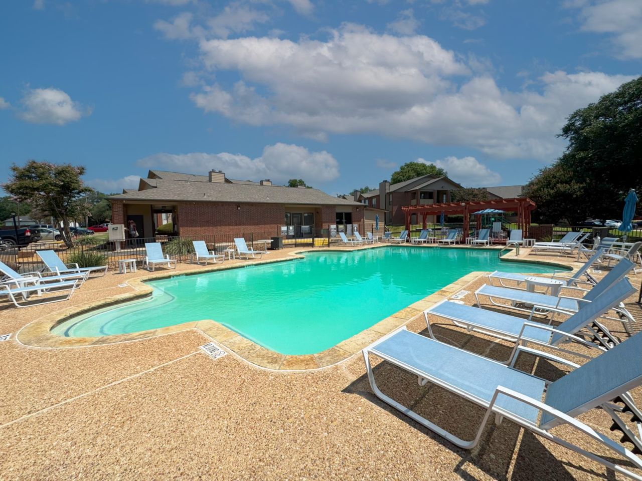 Valley Creek Apartments Image 8