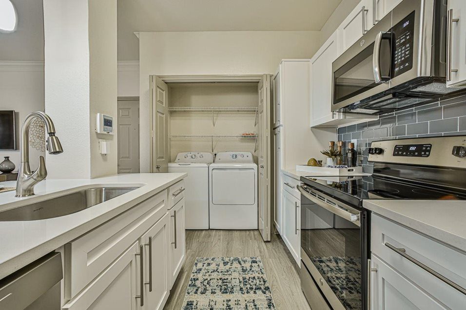 Aventura 1414 Image 7