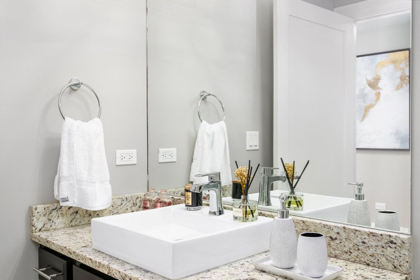 Somerset Place Apartments Image 51