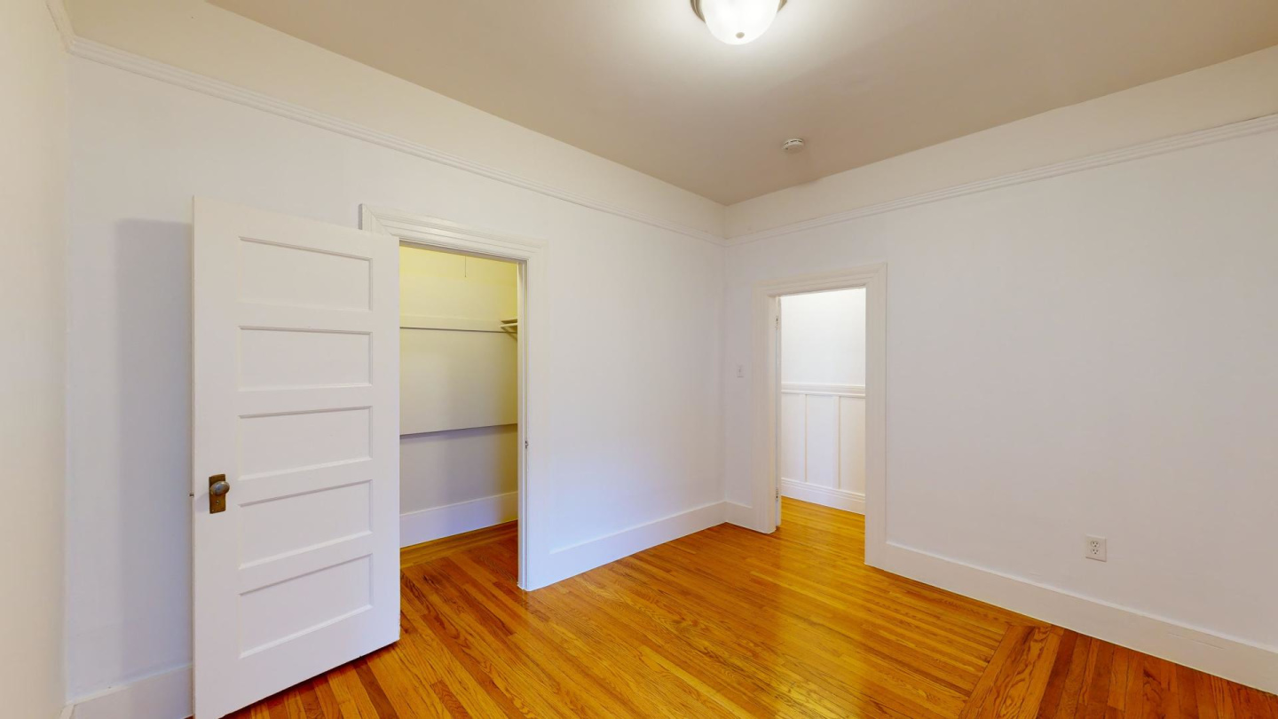 400 DUBOCE Image 8