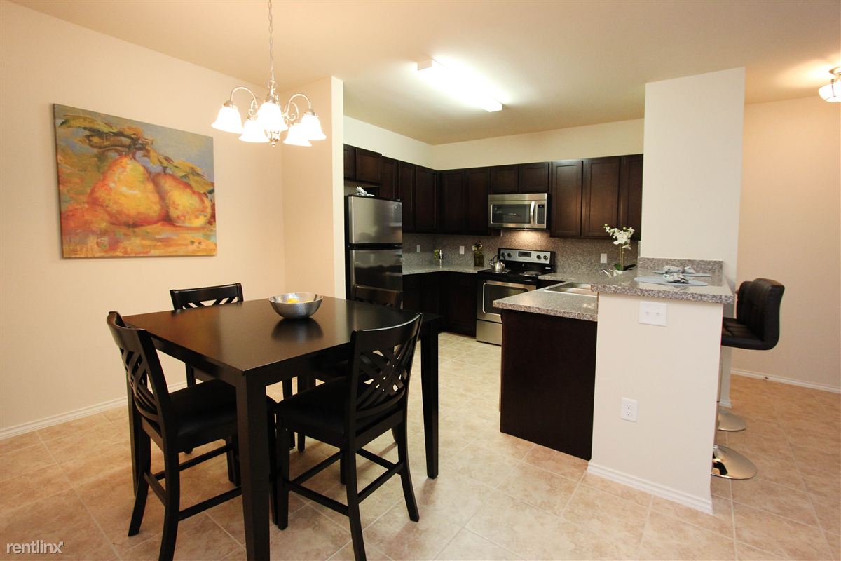 Stone Knights Apartments Image 9