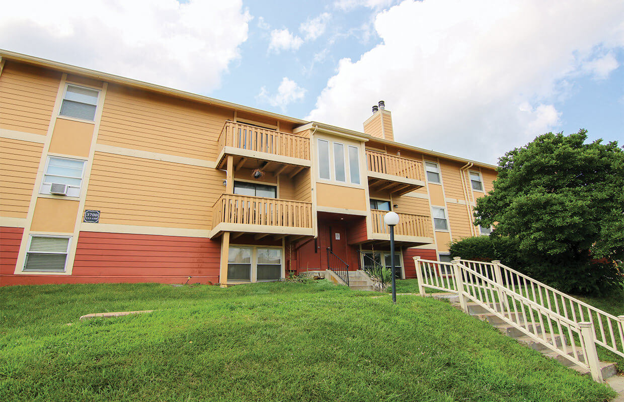 Raintree Apartments Image 7