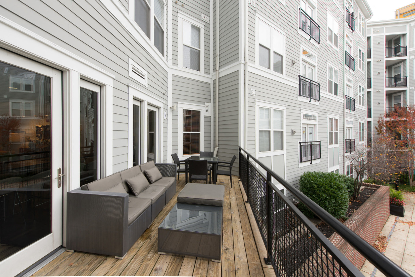 The Flats at Wheaton Station Image 12